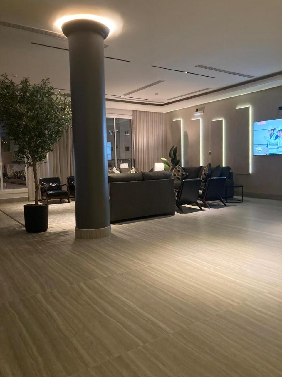 Land Walk Al Aqiq Aparthotel Rijád Kültér fotó