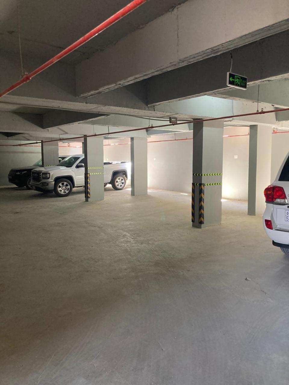 Land Walk Al Aqiq Aparthotel Rijád Kültér fotó